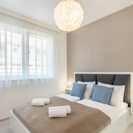 Apartament Royal *